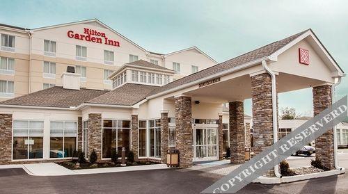 Hilton Garden Inn Стейтсвил Екстериор снимка